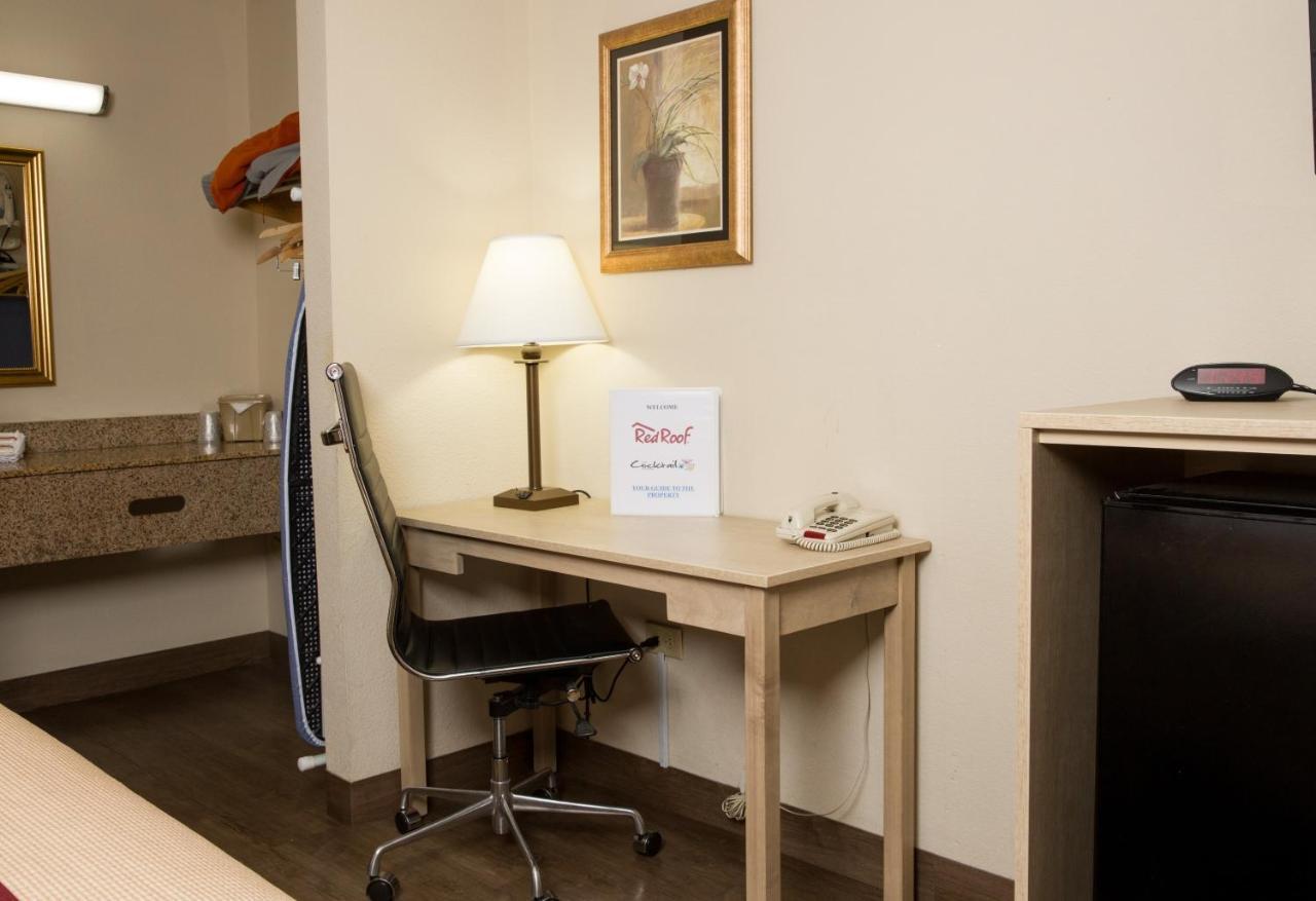 Red Roof Inn & Suites Pigeon Forge Parkway Екстер'єр фото
